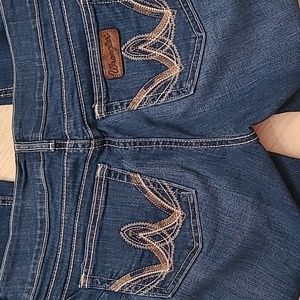 NWOT Wrangler Bootcut Jeans Embroidered Pockets Size 11/12 X 32
